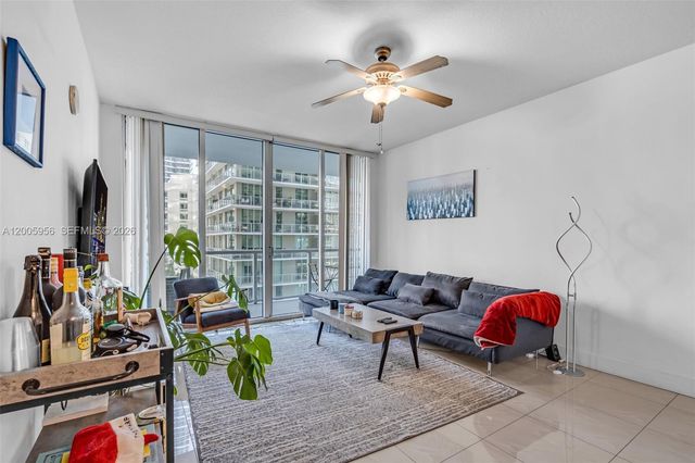 1111 SW 1st Ave 1217, Miami, FL 33130