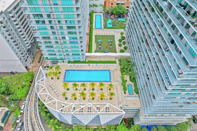 1111 SW 1st Ave 1217, Miami, FL 33130