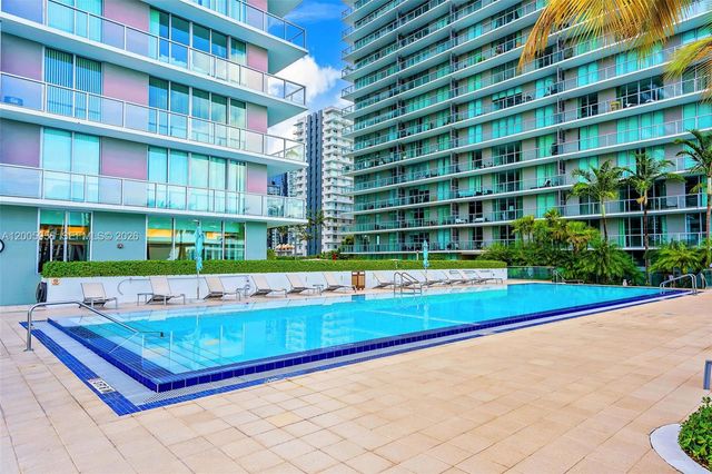 1111 SW 1st Ave 1217, Miami, FL 33130