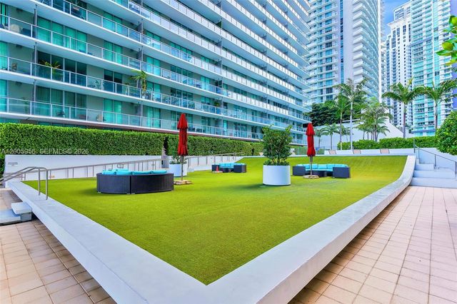 1111 SW 1st Ave 1217, Miami, FL 33130