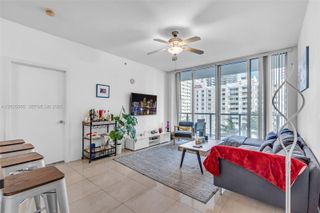 1111 SW 1st Ave 1217, Miami, FL 33130