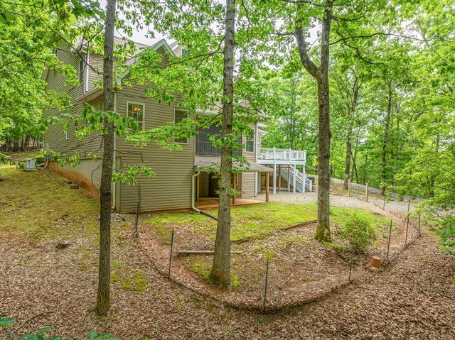 399 Hideaway Hills Road, Blairsville, GA 30512