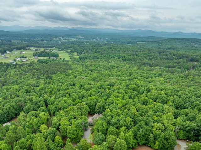 399 Hideaway Hills Road, Blairsville, GA 30512