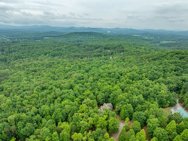 399 Hideaway Hills Road, Blairsville, GA 30512