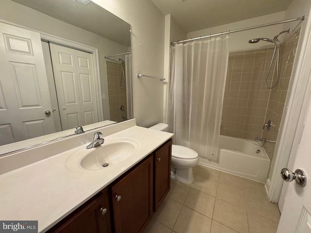 20625 LISTER TER, Ashburn, VA 20147