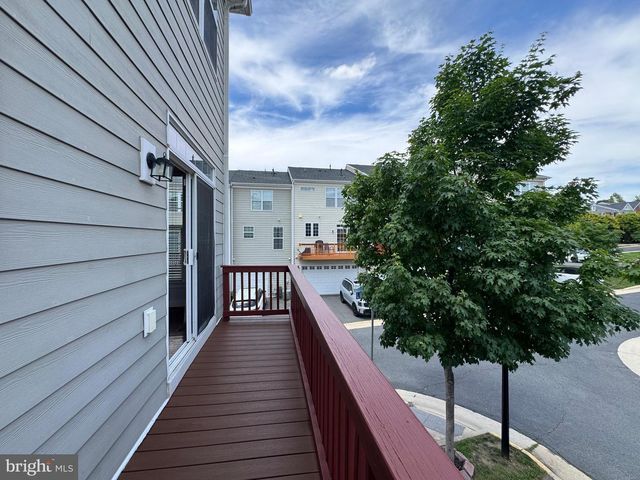 20625 LISTER TER, Ashburn, VA 20147