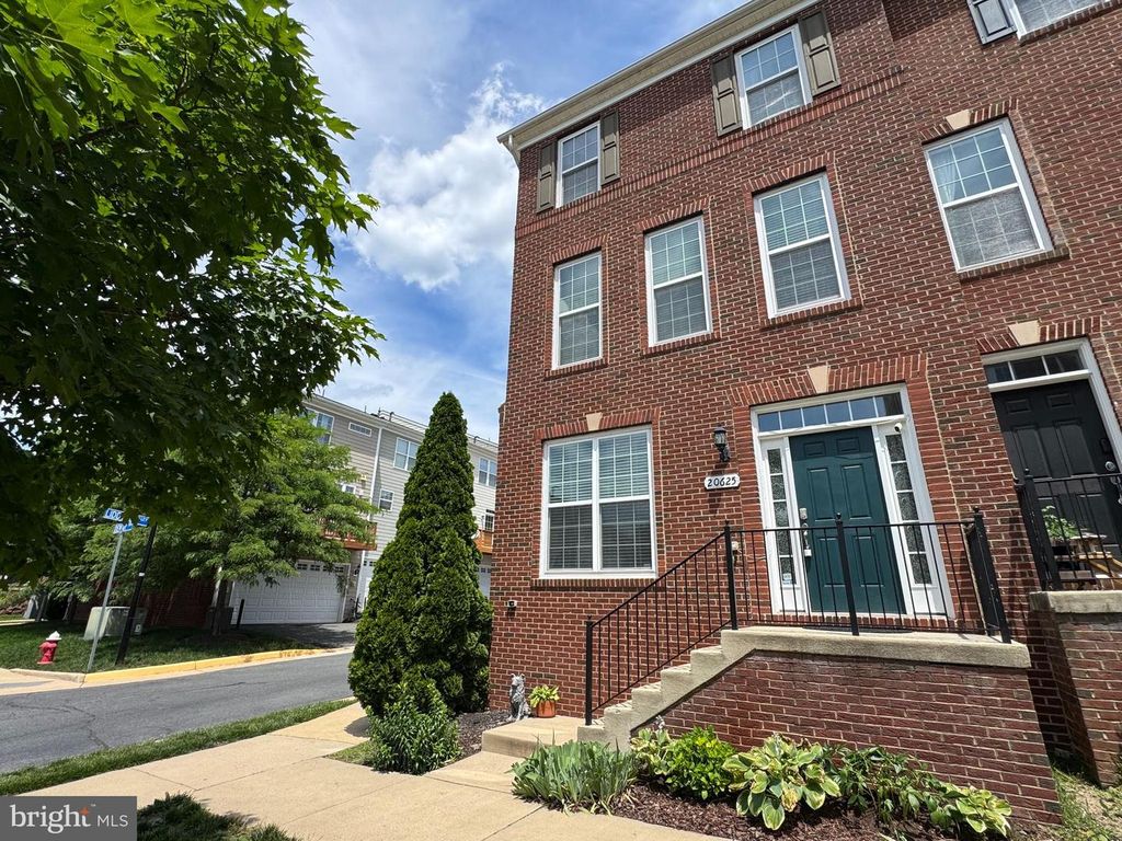 20625 LISTER TER, Ashburn, VA 20147
