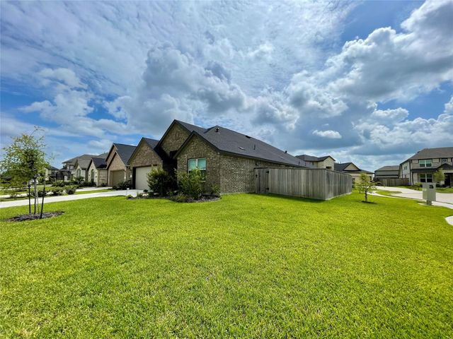 17202 Coppice Oak Drive, Hockley, TX 77447