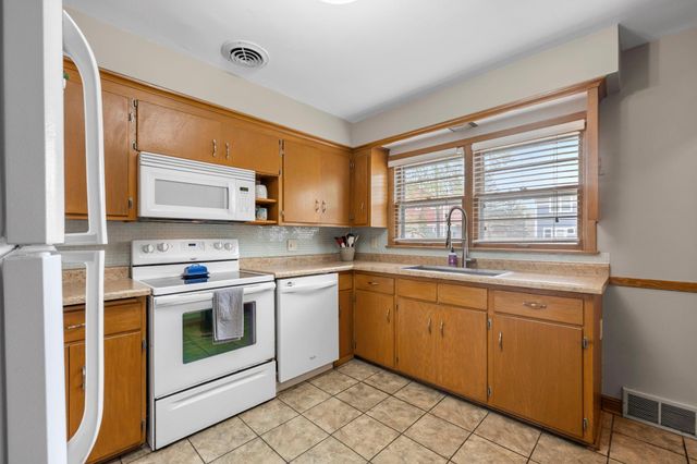4525 Quail Avenue N, Robbinsdale, MN 55422