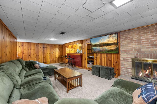 4525 Quail Avenue N, Robbinsdale, MN 55422