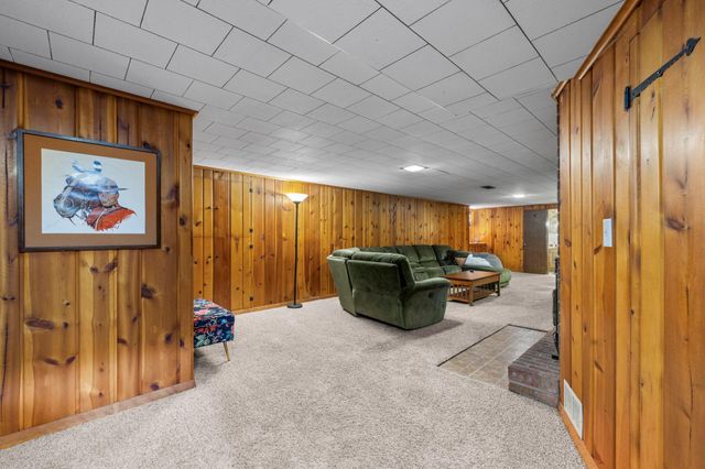 4525 Quail Avenue N, Robbinsdale, MN 55422