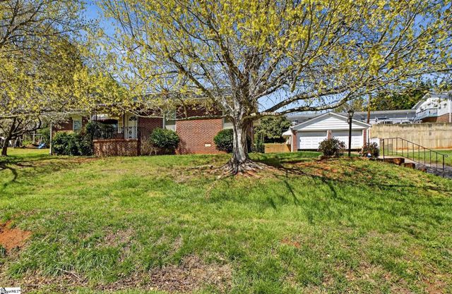 8 Abelia Drive, Greenville, SC 29617