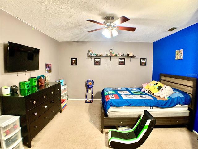 641 STALLINGS AVENUE, Deltona, FL 32738