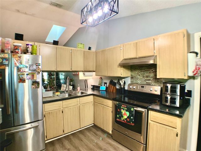 641 STALLINGS AVENUE, Deltona, FL 32738