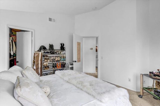 5536 Renaissance Avenue 1, San Diego, CA 92122