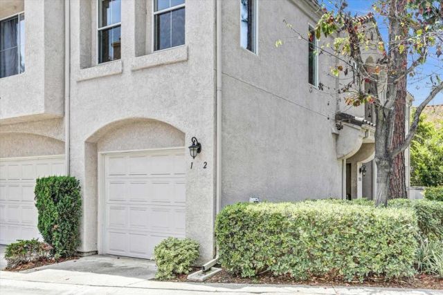 5536 Renaissance Avenue 1, San Diego, CA 92122