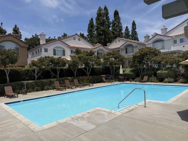 5536 Renaissance Avenue 1, San Diego, CA 92122