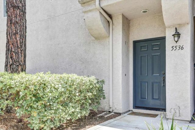 5536 Renaissance Avenue 1, San Diego, CA 92122