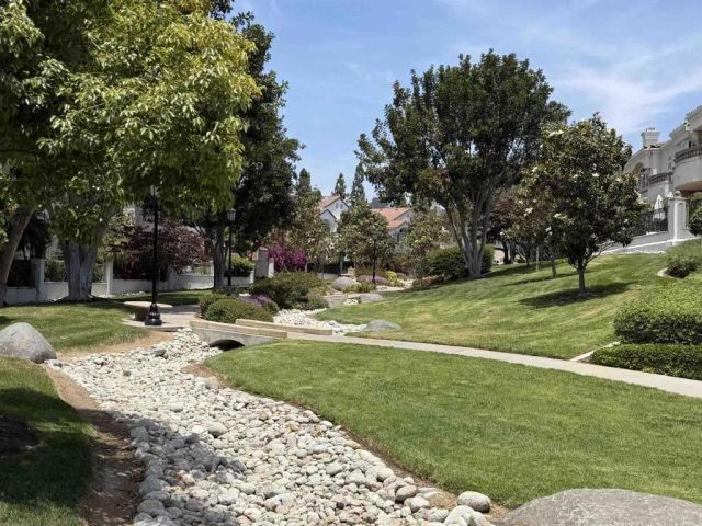 5536 Renaissance Avenue 1, San Diego, CA 92122