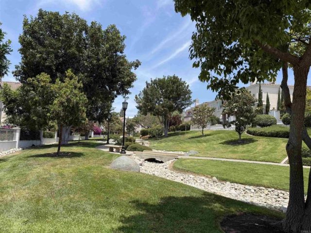 5536 Renaissance Avenue 1, San Diego, CA 92122