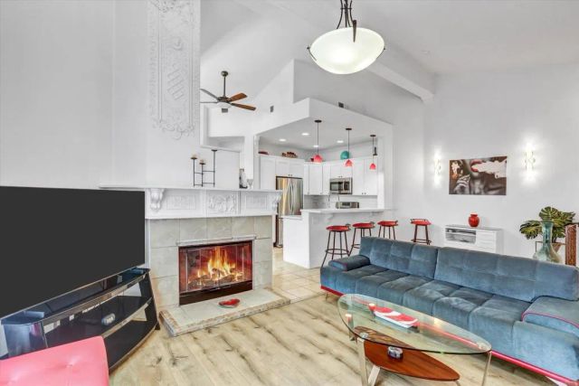 5536 Renaissance Avenue 1, San Diego, CA 92122
