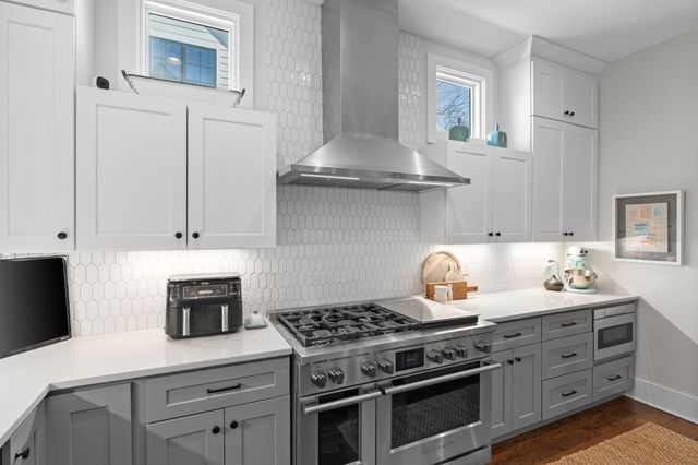 128 37th Ave, N, Nashville, TN 37209