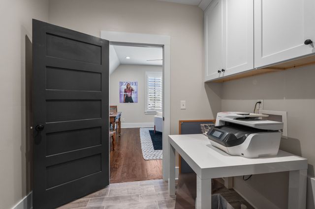 128 37th Ave, N, Nashville, TN 37209