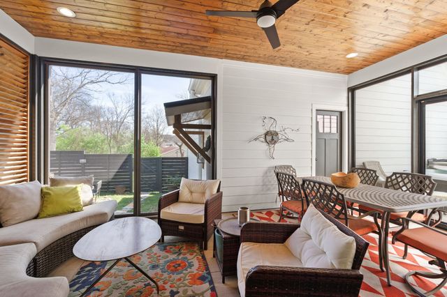 128 37th Ave, N, Nashville, TN 37209