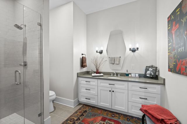 128 37th Ave, N, Nashville, TN 37209