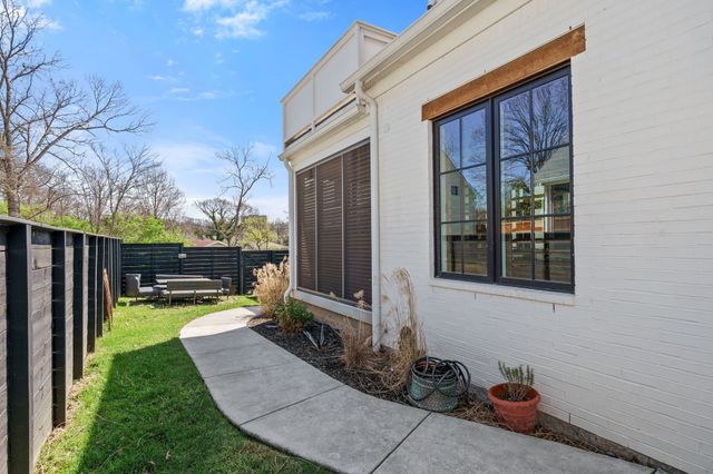 128 37th Ave, N, Nashville, TN 37209