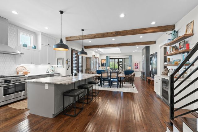 128 37th Ave, N, Nashville, TN 37209