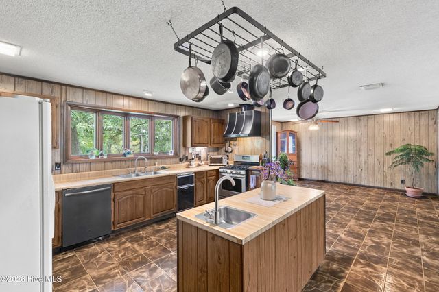 475 Douglas Drive, Beech Island, SC 29842