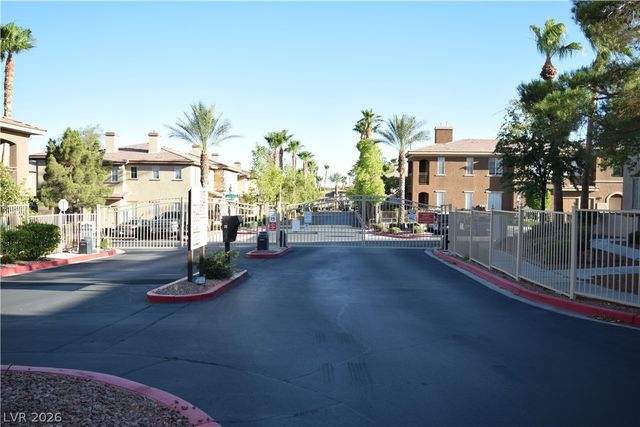 3825 Juno Beach S Street 201, Las Vegas, NV 89129