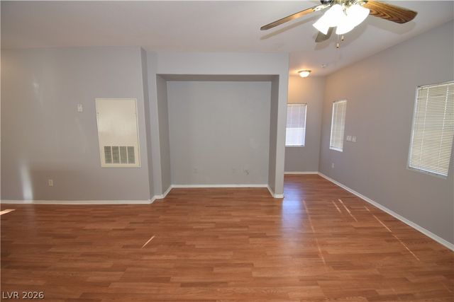 3825 Juno Beach S Street 201, Las Vegas, NV 89129