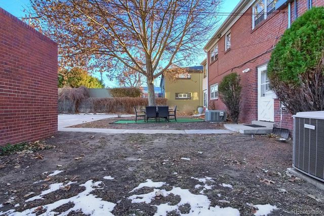 928 S Harrison Street, Denver, CO 80209