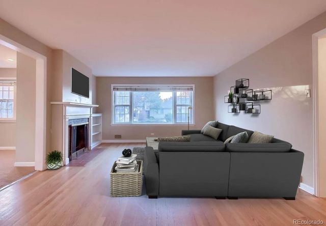 928 S Harrison Street, Denver, CO 80209