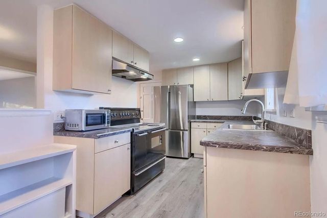 928 S Harrison Street, Denver, CO 80209