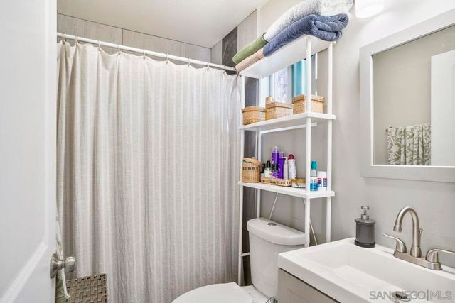 931 21st, San Diego, CA 92102