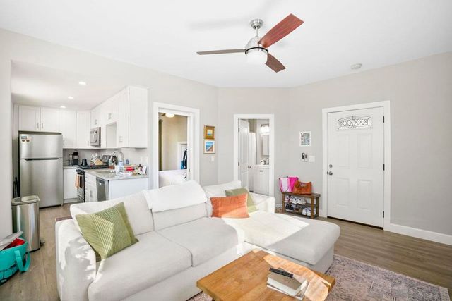 931 21st, San Diego, CA 92102