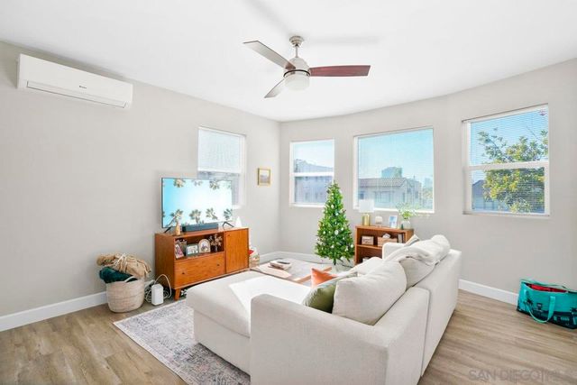 931 21st, San Diego, CA 92102