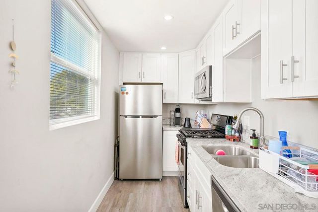 931 21st, San Diego, CA 92102