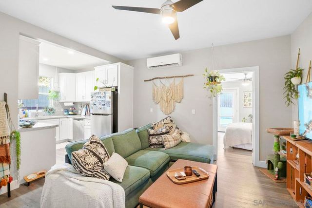 931 21st, San Diego, CA 92102
