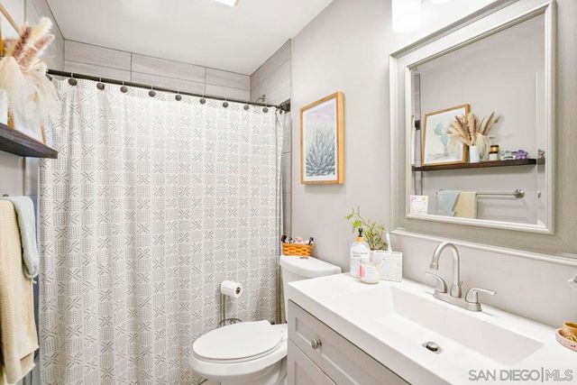 931 21st, San Diego, CA 92102