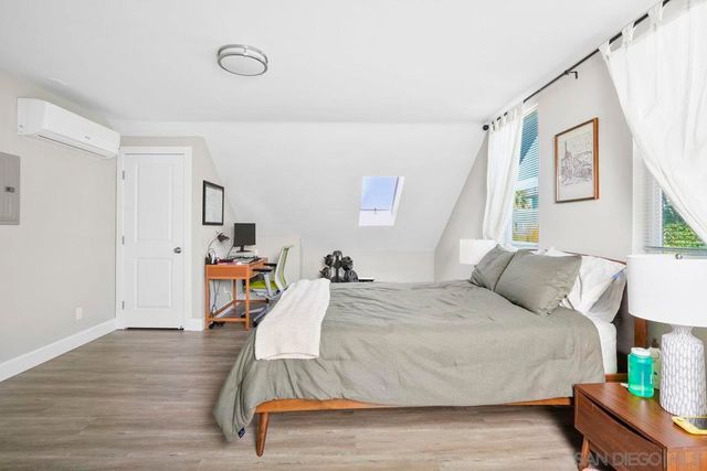 931 21st, San Diego, CA 92102