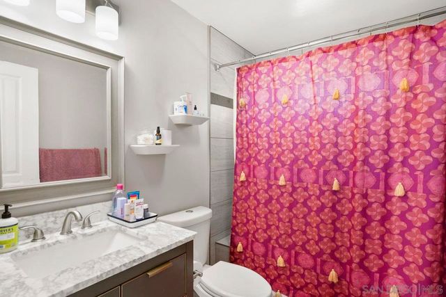 931 21st, San Diego, CA 92102
