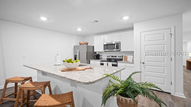 47 Pollen Dr, Ridgeland, SC 29936