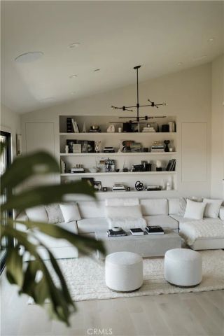3656 Avenida Del Sol, Studio City, CA 91604