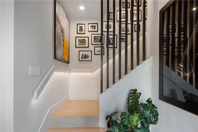 3656 Avenida Del Sol, Studio City, CA 91604