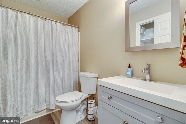 727 BALD EAGLE LN, Lusby, MD 20657