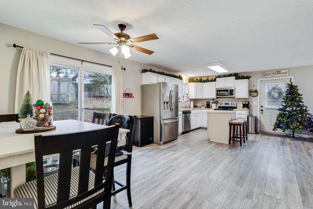 727 BALD EAGLE LN, Lusby, MD 20657